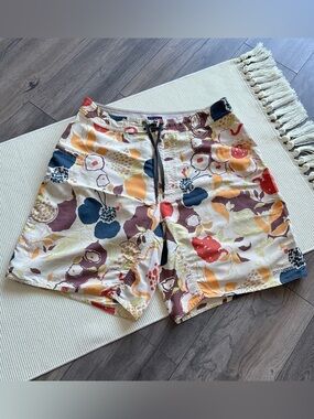 Patagonia Wavefarer Floral Print Swim Board Shorts